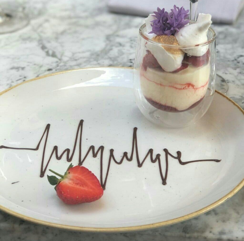 winkball's tweet photo. We were at the stunning👌❤ @12HayHill the other day
New video coming soon...
#FridayFeeling #Friyayvibes #12HayHill #Food #MayFair #MayfairDining https://t.co/ml9daLWQRH