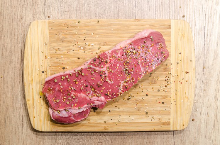 Hoy os hablamos en nuestro blog de B2B Meat, el proyecto empresarial de una exalumna del máster de Industria Alimentaria de #CESIF ¡Un ejemplo de emprendimiento en el sector cárnico realmente interesante! 👉 bit.ly/2NyfGww