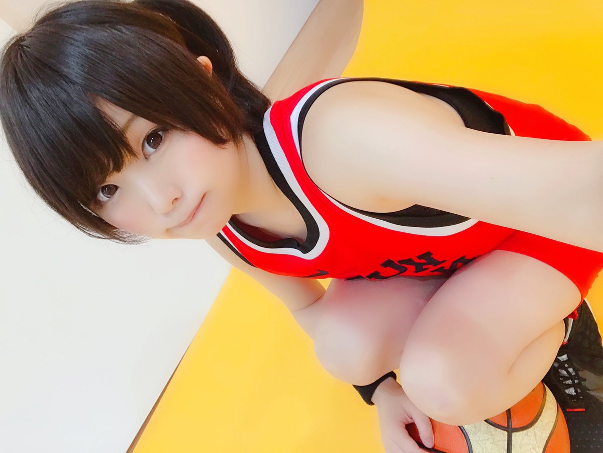 kuroneko_cos's tweet image. フィルターの効果もあるけど、なんか幼く撮れたやつ貼っておきます٩(๑❛ᴗ❛๑)۶