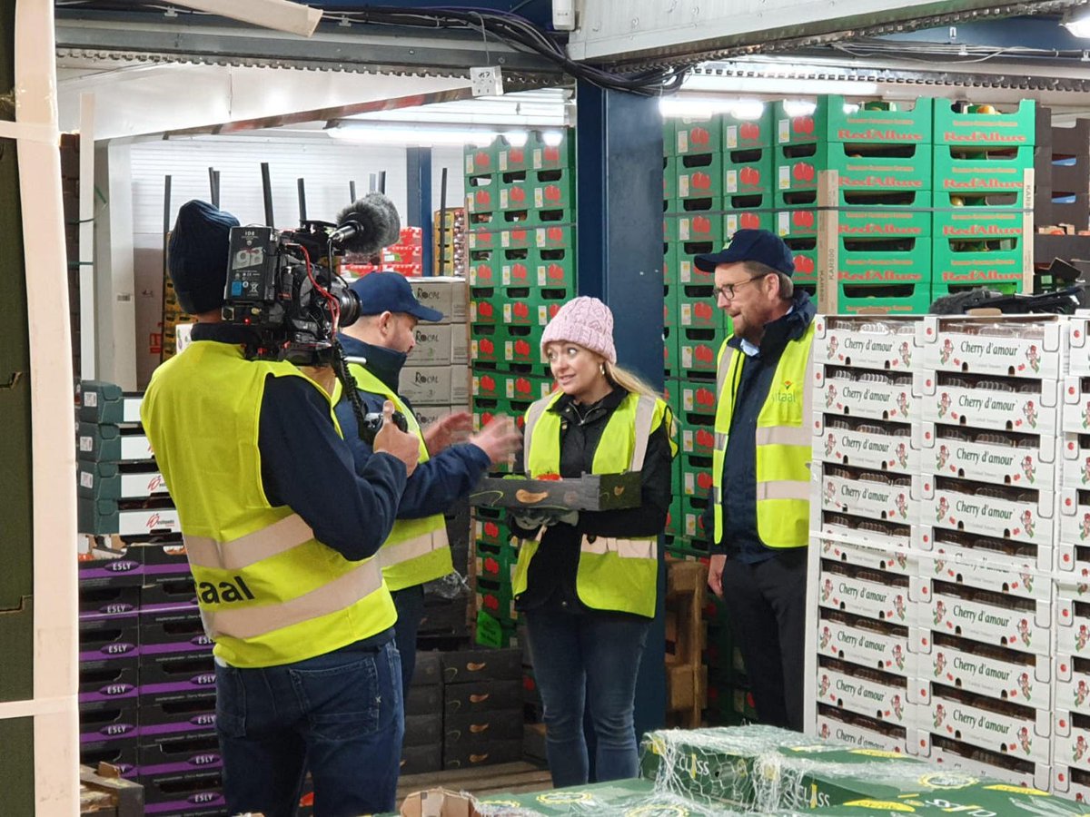 vitaaleurope's tweet photo. It was an exciting week for Nationwide Produce with the BBC filming with us for a segment in a programme about the import & export of goods. A big thank you to Cherry Healey and the BBC team, we look forward to watching when this airs in Autumn... #bbc #produce #cherryhealey https://t.co/O6wkO4ZCPZ