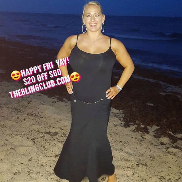 TheBlingClub's tweet photo. Use code HAPPY through Saturday! #friyay #weekendfeels #hoopearrings #hoops #silverhoops #bey #kimk #heidiklum #beyonce #statementjewelry https://t.co/2F95qkn1KO https://t.co/MpBSnHi7rZ