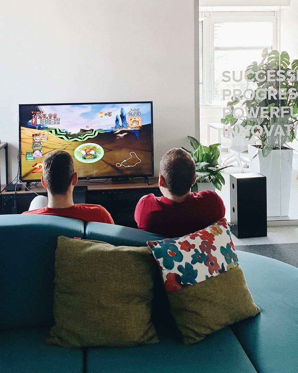 boutsourcing's tweet photo. Happy Friday! #Life@Boutsourcing #officegoals #teamwork #softwaredevelopment #it #officelife #friday https://t.co/EH51RpEjHo