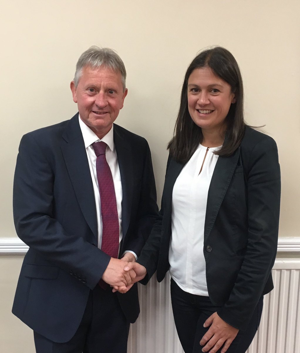FredLongworth's tweet photo. Our very own Brian McPhail being congratulated by @lisanandy for his NEU award for outstanding contribution to education. Everyone at the school is proud of what he has achieved.🥇 https://t.co/iKC51LxWsd