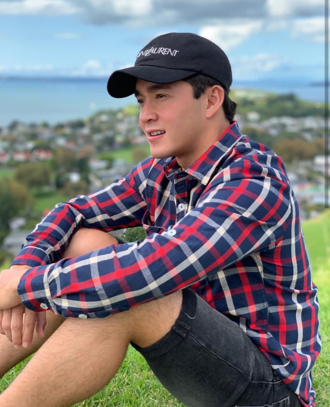 Happy 29th Birthday Arron Villaflor      