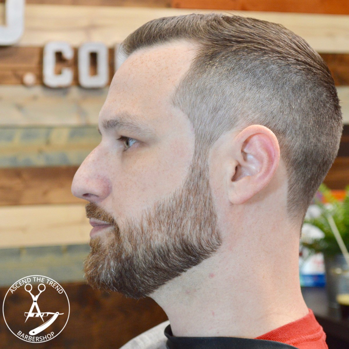 ASCENDTHETREND's tweet photo. A little clean up ✂️...
#menshairstyle #barbershopconnect #barberlife #ilovewpb #downtownwpb #southflorida #barbersinc #westpalmbeach #menshaircut  #ascendthetrend #haircutsformen #scissorsalute #adhdry #hanzo #behindthechair #westpalmbeachlawyer #palmbeachlawyer https://t.co/GOWxna7N02