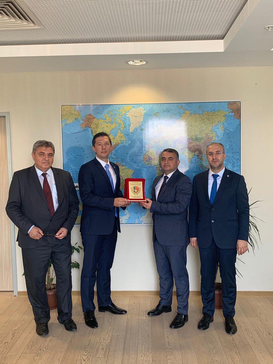 bultisad's tweet photo. @bgtrchamber Başkanı @EdisEmre Başkan Vekili Ömer Eren ve Genel Müdür Ventsislav Venkov’un bugünkü #Ankara ziyaretleri programında @saglikbakanligi Uluslararası Sağlık Hizmetleri A.Ş. Ankara Sanayi Odası @ASOResmiAdres ve #Bulgaristan’ ın Ankara Büyükelçiliği vardı. https://t.co/zflG7s5SvY