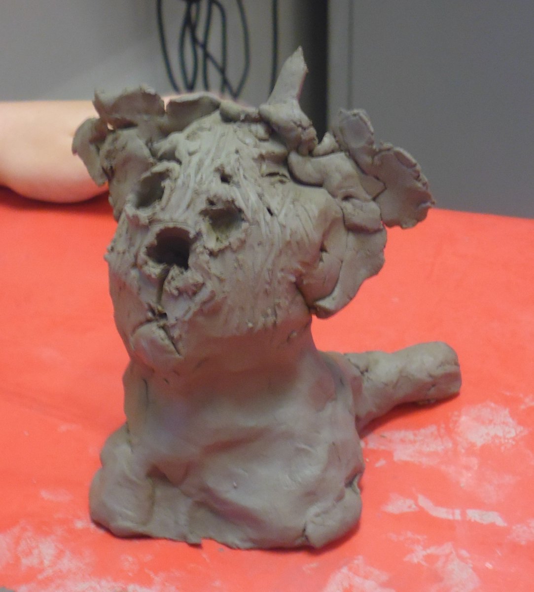 Y3Carlton's tweet photo. This week, we are sculptors too! We have been looking at different sculptures and we used clay to create our own @Acreheads7ST https://t.co/4HTkm2jc1P