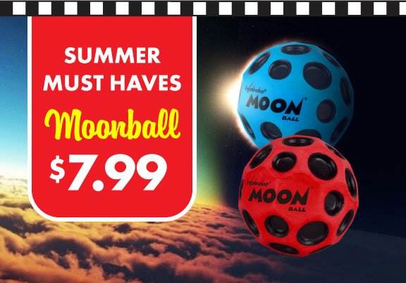 LELakeZurich's tweet image. Summer must have. @Waboba #moonball