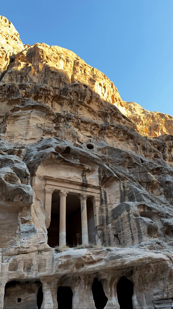 LanaaaaR's tweet photo. Jordan is beautiful🇯🇴 https://t.co/IIJCyBwsUg