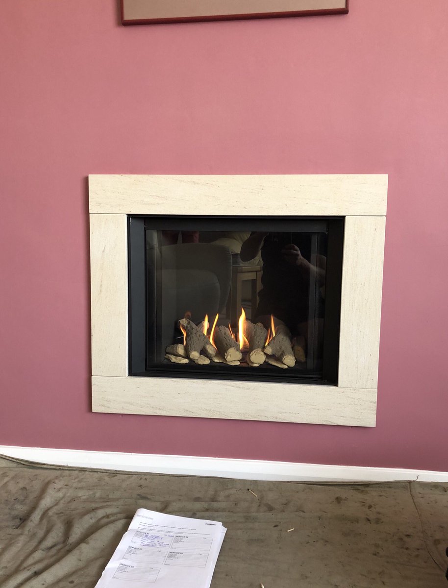 BdlGas's tweet image. Does your gas appliance need servicing ? If so it’s a great time of year for it rather than waiting until the colder months, feel free to get in touch to arrange an appointment.  Here’s an install we carried out last yr having its 1st service @cJfires  Paragon P4 #BDLGAS