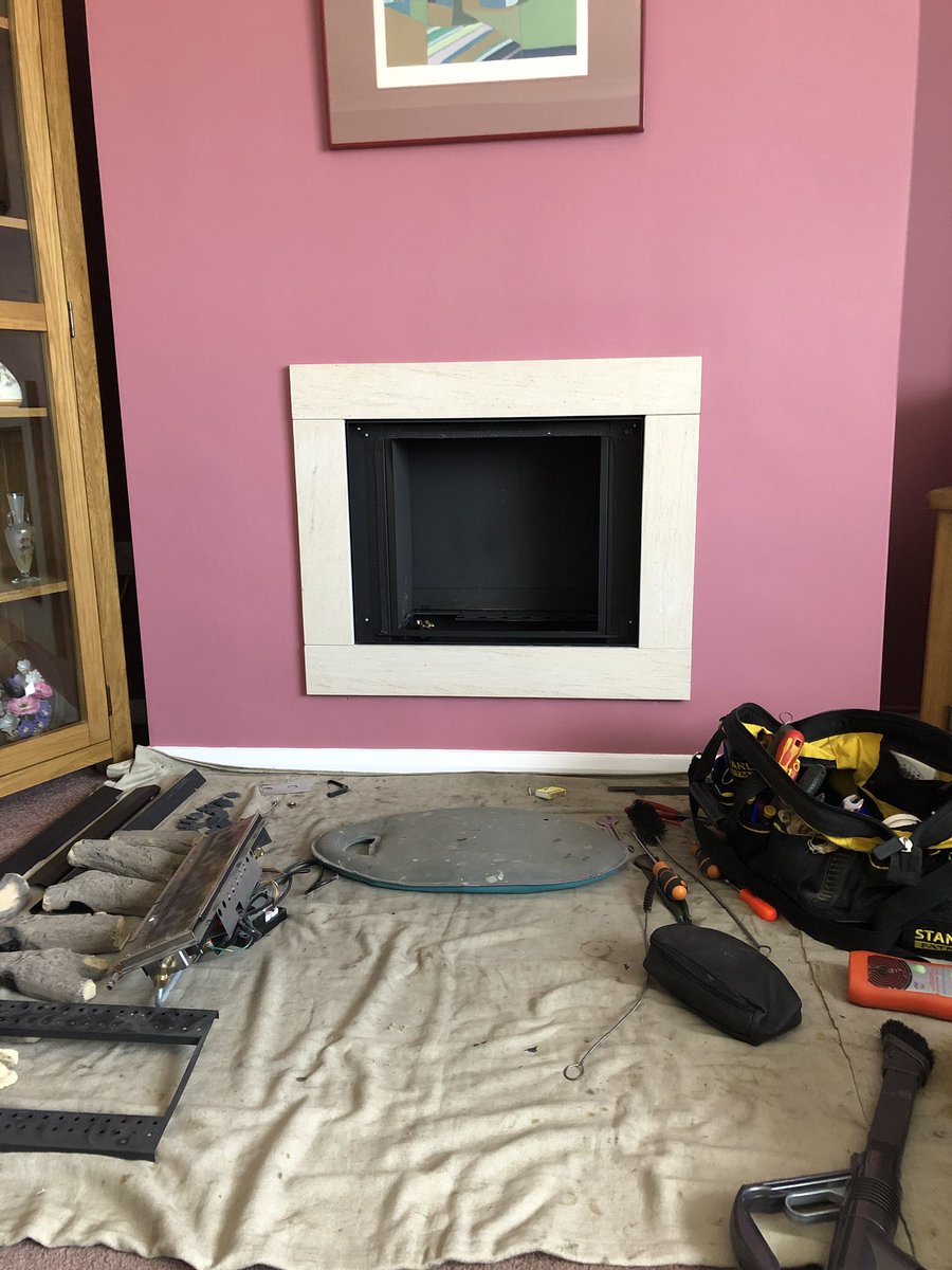 BdlGas's tweet image. Does your gas appliance need servicing ? If so it’s a great time of year for it rather than waiting until the colder months, feel free to get in touch to arrange an appointment.  Here’s an install we carried out last yr having its 1st service @cJfires  Paragon P4 #BDLGAS