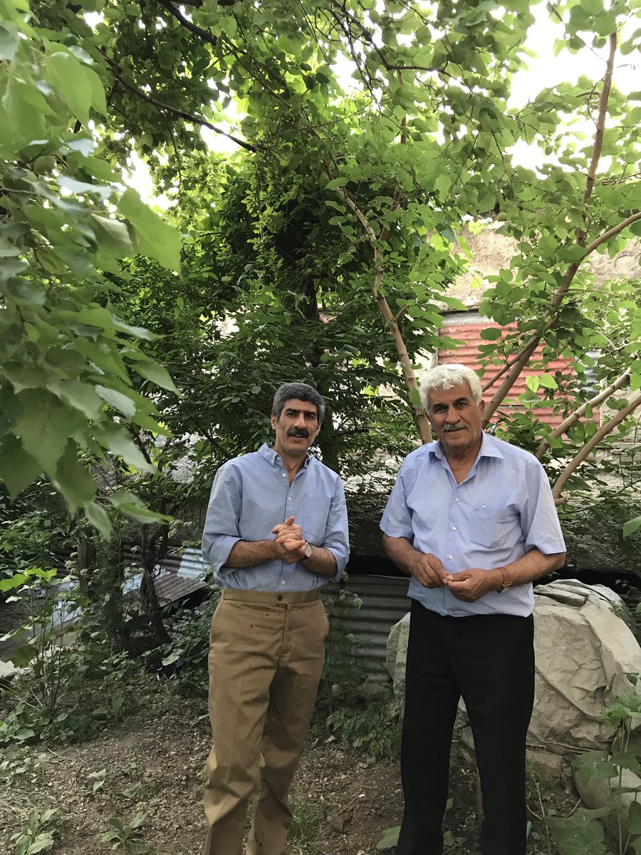 Tam 28 yıl,sadece ismi benzer diye oğlum <a href="/serhattugan1/">Serhat Tuğan</a>’ı ağaçtan, topraktan, insandan, hayattan alıkoydular. Benden, ailesinden, çocukluğundan, gençliğinden çaldılar. 50’sine yaklaşırken “dışarda” Ama zindanlar çocukluğu, masumiyeti çalınan oğlum #SerhatTuğan gibilerle dolu.