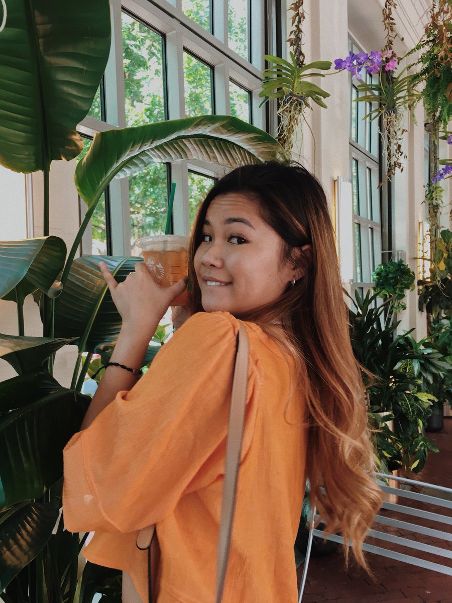 julieedoan's tweet image. sponsor me starbucks !!