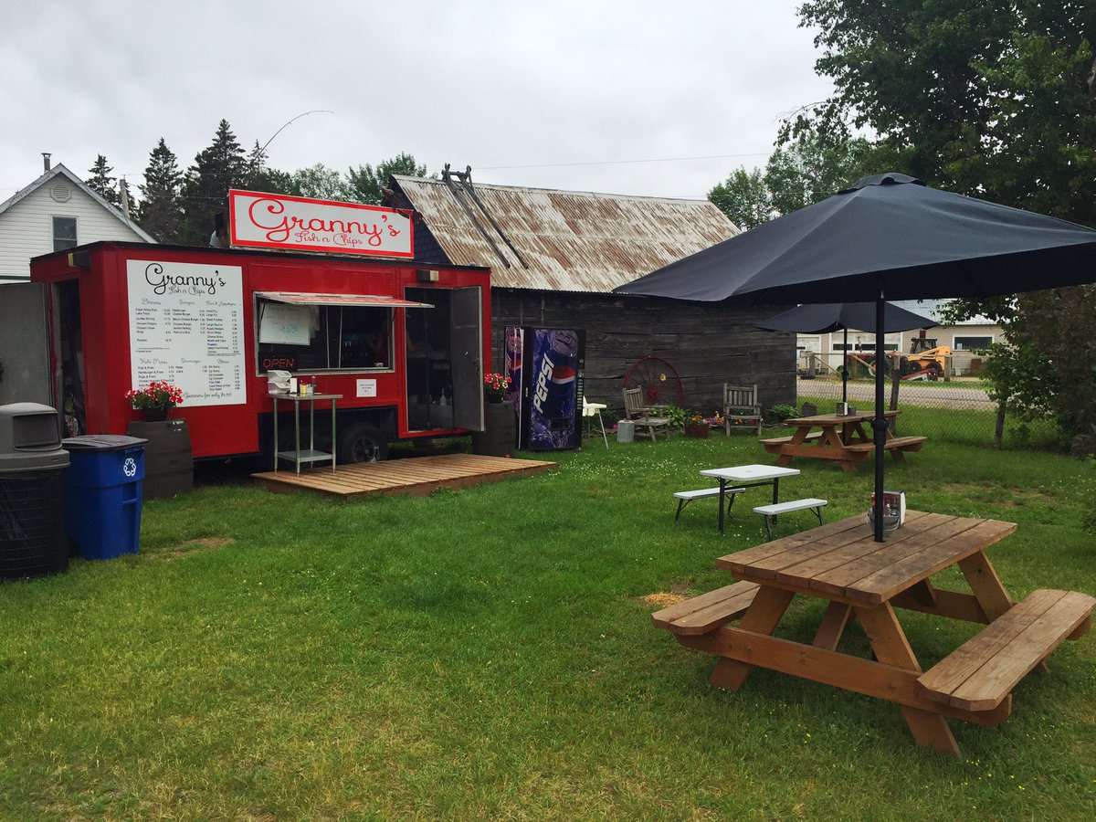 Granny’s Fish n Chips is open today from 12 to 8. Head down Pineshores for some grub. #goulaisriver