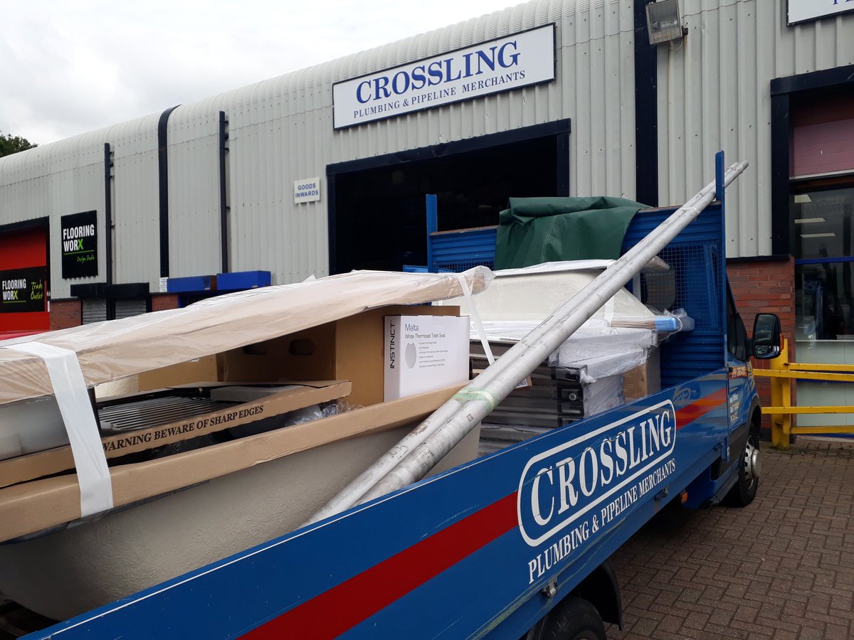 CrosslingDL's tweet photo. Great start to the day with the @Viessmann #infomobileuk visiting us, building that everlasting #partnership massive thank you to @DGCarr01 for bringing it to all of our customers, and to end the day van full and ready for delivery monday #CrosslingDarlo #supportussupportyou https://t.co/hgi3VQSx6d