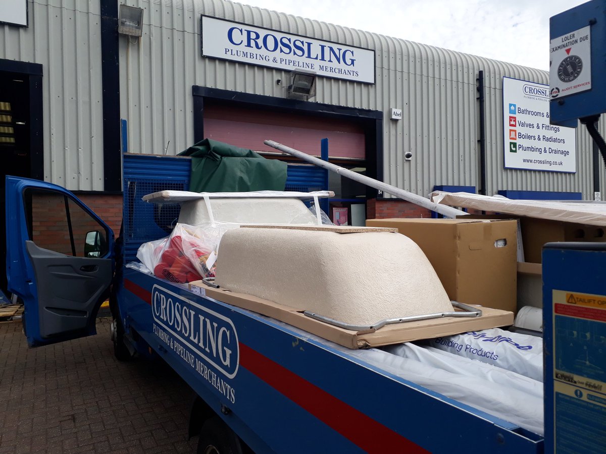 CrosslingDL's tweet photo. Great start to the day with the @Viessmann #infomobileuk visiting us, building that everlasting #partnership massive thank you to @DGCarr01 for bringing it to all of our customers, and to end the day van full and ready for delivery monday #CrosslingDarlo #supportussupportyou https://t.co/hgi3VQSx6d