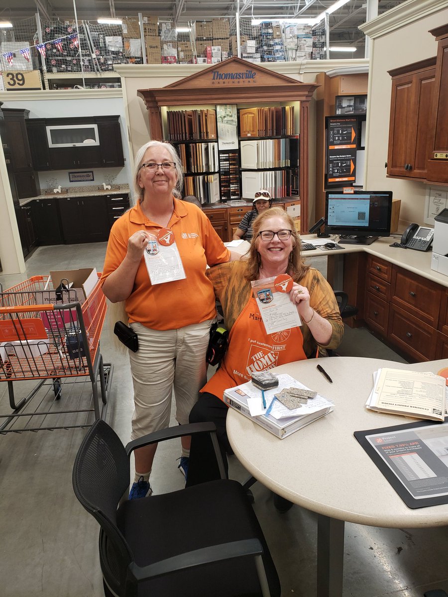 BrunnertCorey's tweet photo. Great job to cassie and marti jo @Carrol_Craig14 gave them Homer's for great store, met partnership on maintaining a great quarry wall! @METNicole @ConstantinoJoey @KelvinHenry24 https://t.co/Cyi4K4yIMd