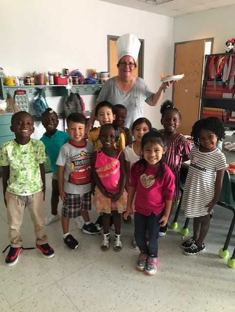 EdFoundationIRC's tweet image. Thank you to the "Dream Team" of educators who make #STEPintoKindergarten possible!  Congratulations on another year of bridging student success from VPK into K! @kls_krista @GreenJulieL #Malits