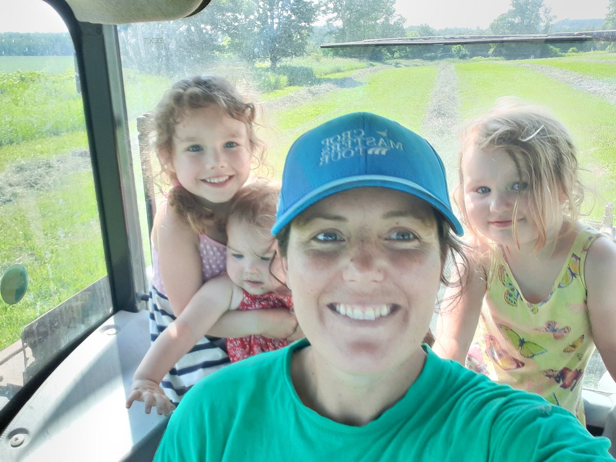 Enjoying the hottest day in the comfort of a tractor with AC! #rakinghay #3helpers #snacksonsnacksonsnacks  <a href="/FarmingForYou/">Adam Shea</a> <a href="/PTBO_SatMarket/">PTBO_SatMarket</a> <a href="/PtboWedMarket/">Ptbo Downtown Market</a>