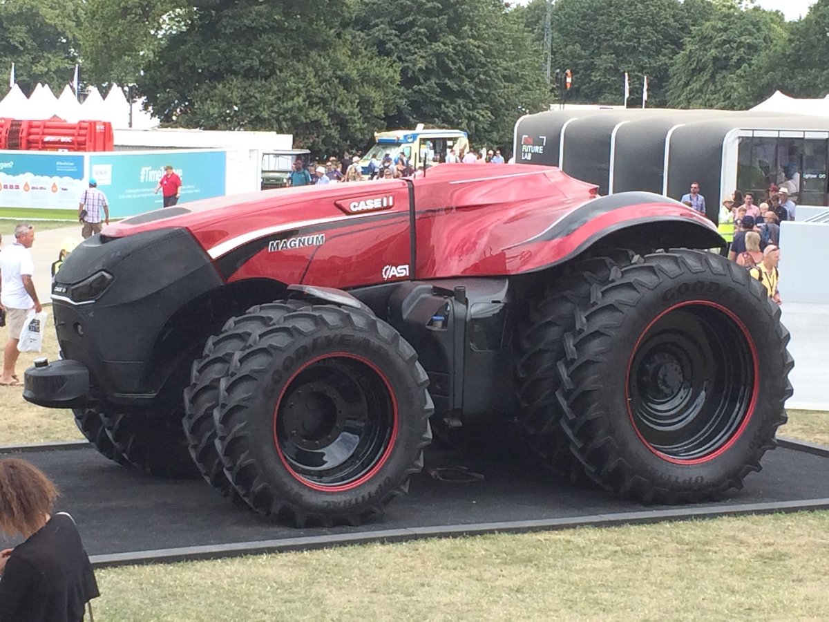 classiccarguru1's tweet photo. #RoboTractor Case IH
#AutonomousVehicles @fosgoodwood
#FOS https://t.co/XHlvembjTB