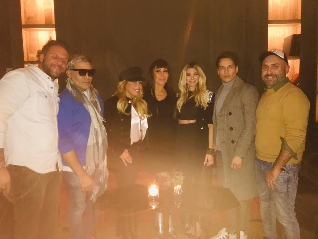 Moria_Casan's tweet photo. Cena en lo de #LizFassiLavalle #TintaBa 💫  @elruso22 #DanielCapri @SXipolitakisOK @galosottovip #MartinIglesias https://t.co/0CiwLj6GwL