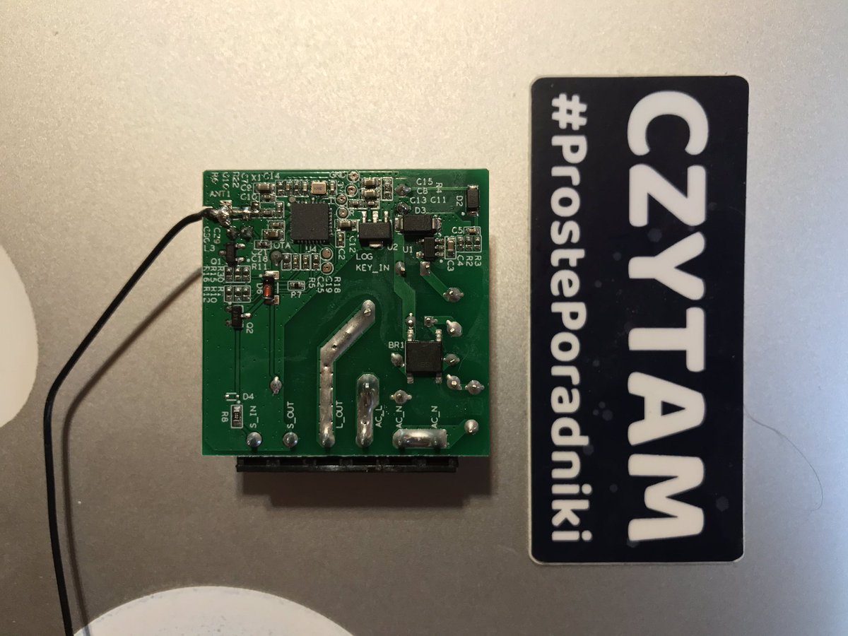 MacWyznawca's tweet photo. #SonoffMini od @ITeadstudio już przeprogramowany 😉 trochę trudno, ale obeszło się bez lutowania! #pierwszyPolak #ioT #SmartHome https://t.co/Ugyxq28STQ