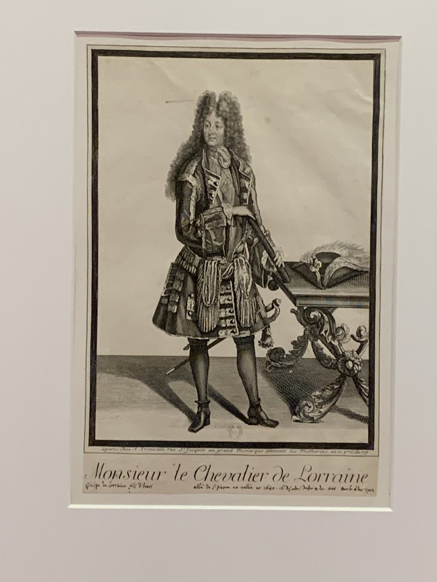 NLittle88's tweet photo. Look@who I found at the Met Museum @vlavla @evan_m_williams #NotesOnCamp https://t.co/mJgGffcTK8