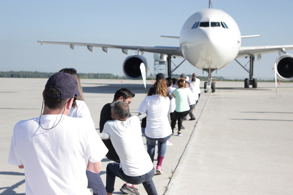 UPS_Canada's tweet photo. Up for a challenge? The UPS #Pulling4U event for @unitedwayhh is BACK and better than ever. Register now for a chance to pull a 200,000 pound #Airbus A300. โ๏ธ ๐ช https://t.co/Jqju5grnHp https://t.co/e87iWbimWg