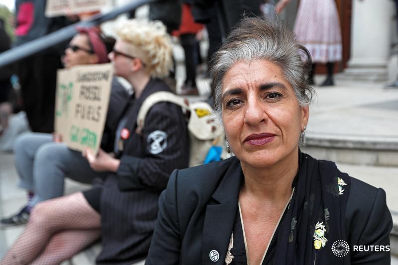 lauriegoering's tweet photo. Civil disobedience rings climate-change alarm bell 'a little louder' says @farhanaclimate at #LDNClimateActionWeek @ExtinctionR @LdnRebellion https://t.co/GCHU73n6G8 #climate https://t.co/2hcBpCHM3G