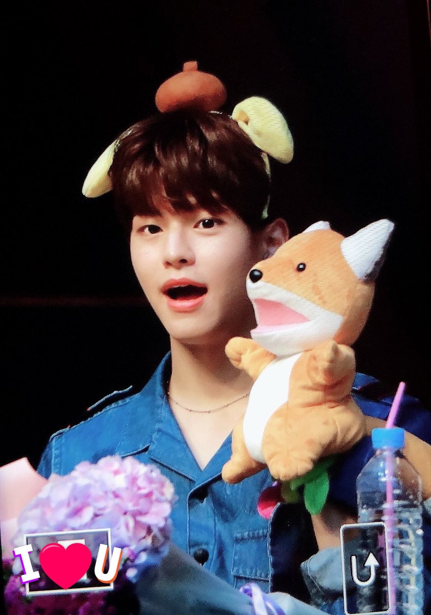 SeungminBRA's tweet photo. #PREVIEW | 05.07.19

Seungmin durante o fansign em Yongsan.

cr. somuch_min

#SEUNGMIN #승민 #StrayKids #스트레이키즈 @Stray_Kids https://t.co/57vRXkPZ9p