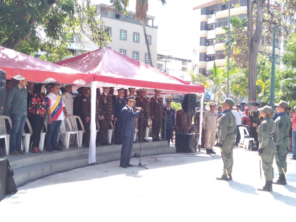 MujikV's tweet photo. PATRIA LIBRE Y SOBERANA @Alcaldia_PLC 5 Julio...Muy bonito y organizado el acto en plaza Bolívar de PLC. https://t.co/CrcFgSFZP0