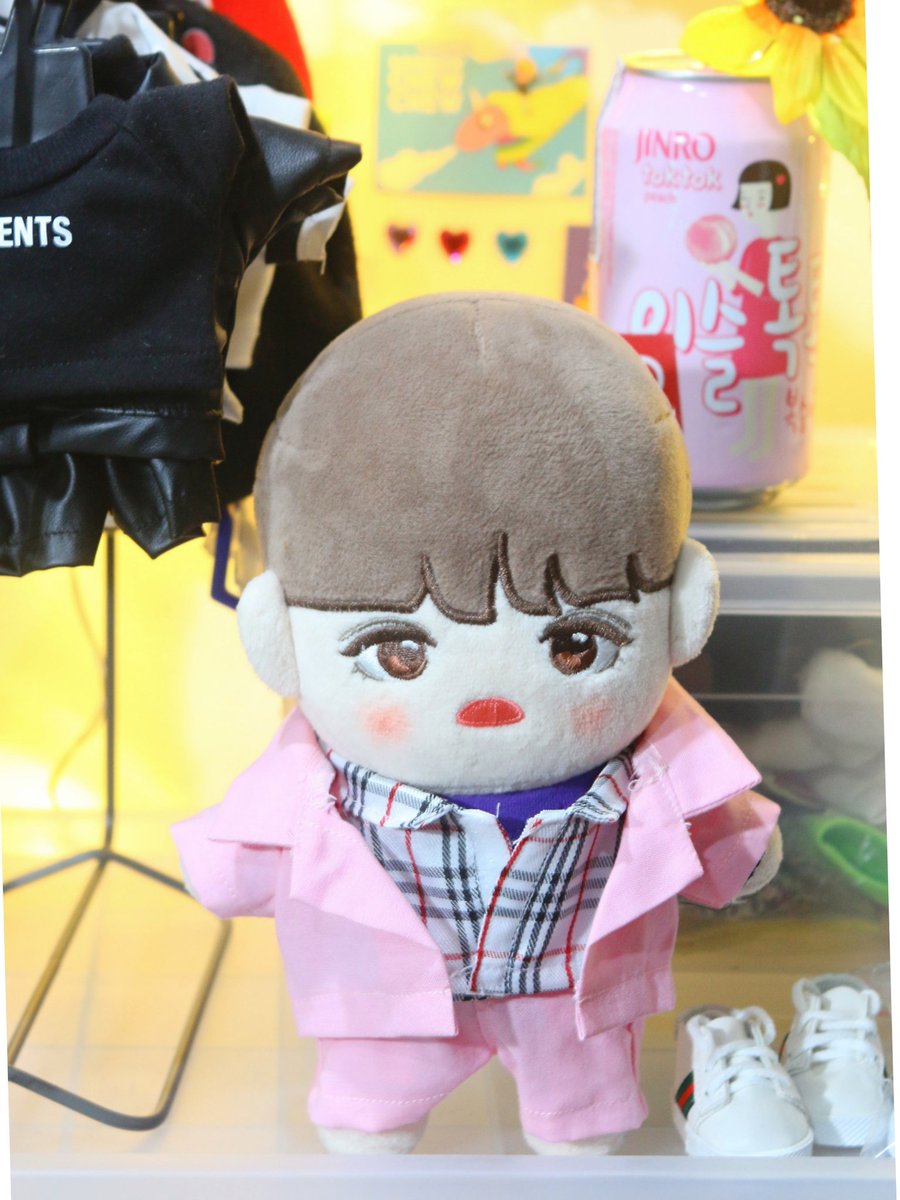 ELFINBABY_store's tweet photo. #ELFINBABY 
#ELFINBABY_Instock 
ชุด #แจฮวาน Fan meeting MIN:D
 มี 10 ชุด

-ชุดสูทสีชมพู
-กางเกง
-เสื้อเชิ้ต
-เสื้อยืดสีม่วง

👕ขนาด20cm

❤️490 บาท ❤️

😘จองทางDM

#ชุดตุ๊กตา #ชุดตุ๊กตา15cm #ชุดตุ๊กตา20cm #ชุดตุ๊กตาพร้อมส่ง 
 #ตุ๊กตาwannaone https://t.co/DB07qbAYIq