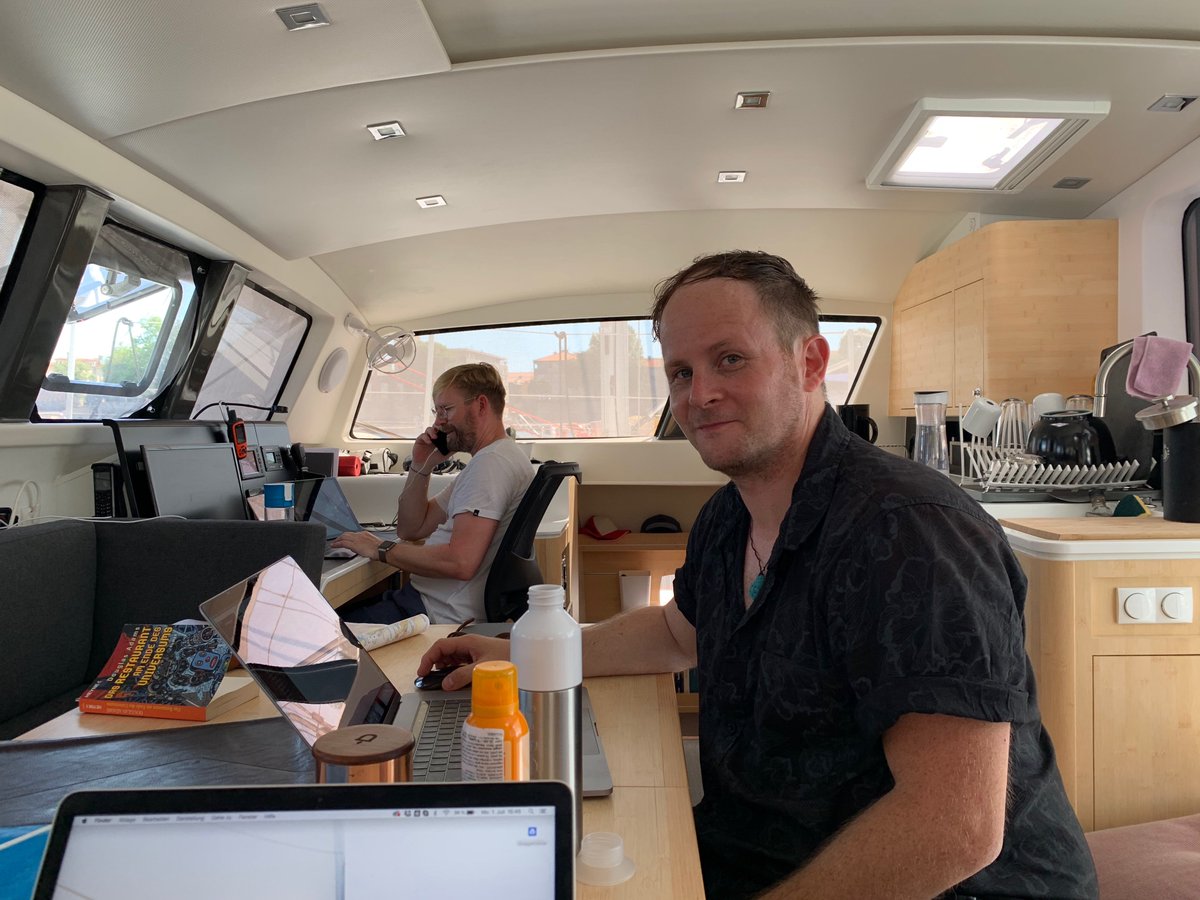 vastforward's tweet photo. We really enjoyed having @realmelby, one of our freelance engineers, on board of our floating office &amp; home! Always great exchanging about each of our very own #remotework lifestyles! Keep up &amp; enjoy your upcoming travels, colleague! #vastfloating #vastforward #bestteamever https://t.co/x4UWUQ9qMp