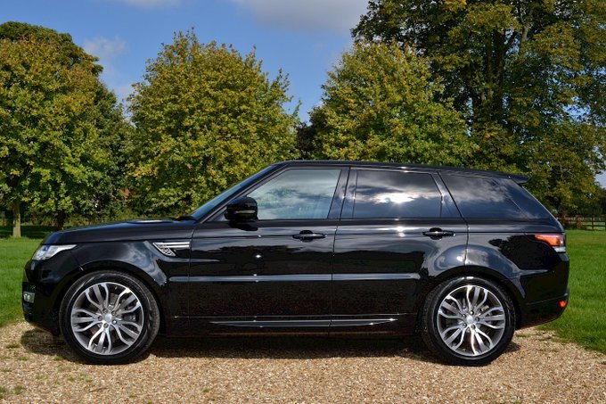 KATWOMANKAT's tweet photo. And How many of you lot at #BBCBreakfast
Have a #JaguarLandRover car? none i bet
Ive got a #RangeRoverSport & #JagFType
come on answer or you all too #Scared
@BBCNaga @sallynugent @carolkirkwood @StephBreakfast @mrdanwalker
you should #BuyBritish https://t.co/wkkgdAYXQu