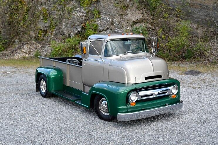 8LugMag's tweet photo. RT @dieselpowermag: This 1956 Ford COE is Cummins powered and was a 25-year project for owner Rick Sieboldt. https://t.co/DtAKoFDkpv https://t.co/5sD0LzGpfF