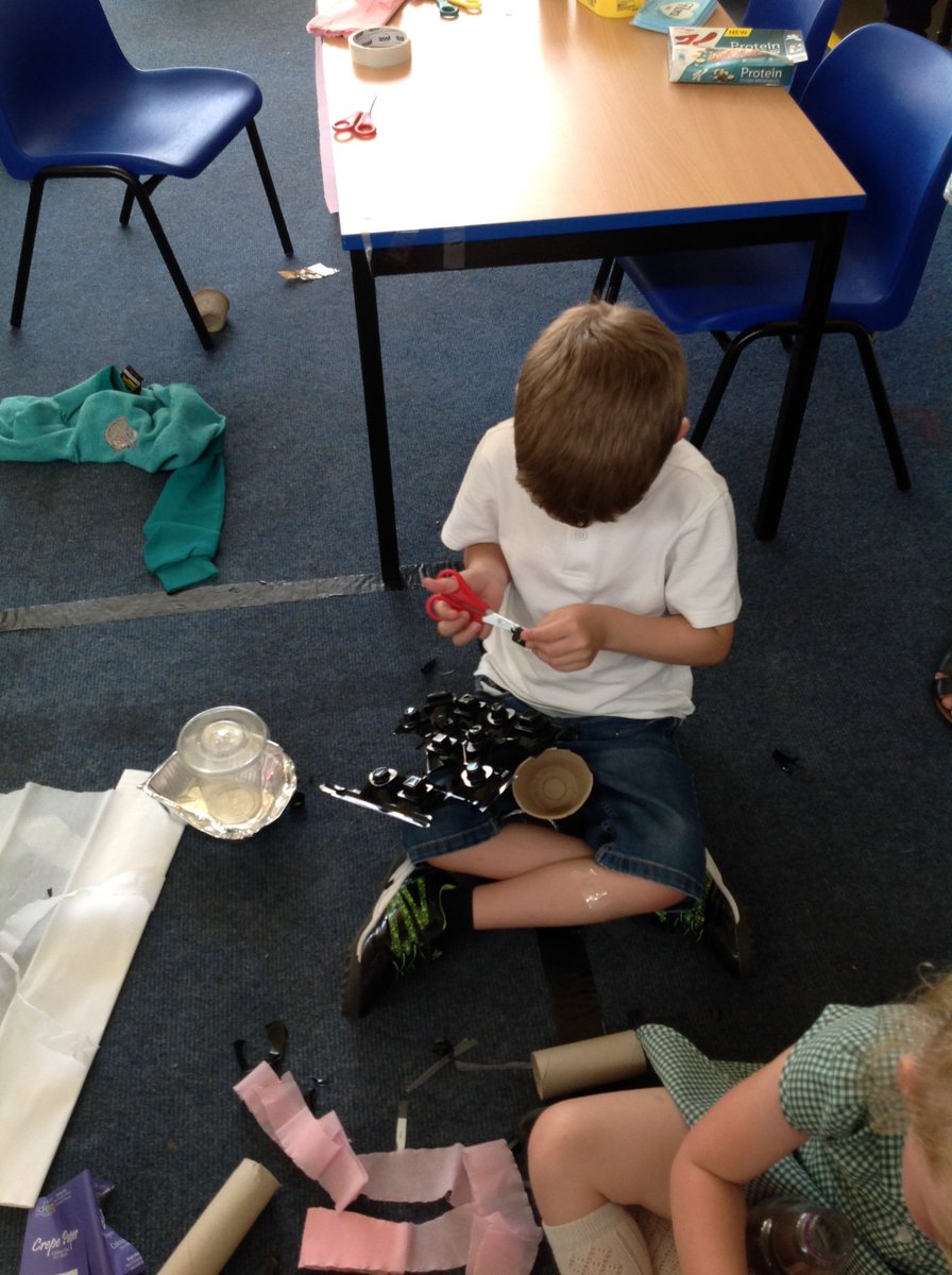 Miss Griffiths tweet media