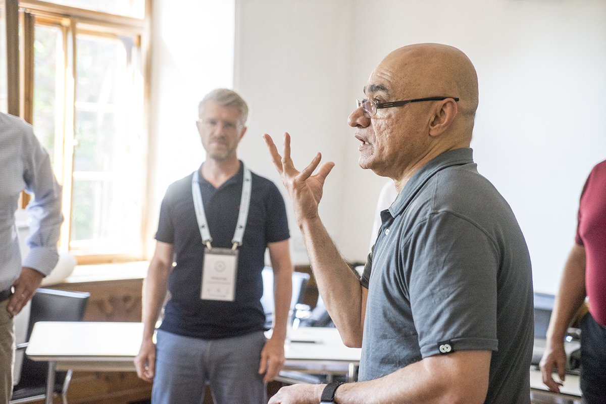 "Busy is the new stupid." Baba Shiv, our lead professor from the Stanford Graduate School of Business, on the importance of decompressing. That's why we offer daily Yoga &amp; Meditation sessions at this year's #StartupExecutiveAcademy! 🧘‍♀️🧘‍♂️ #SEA19 #meditation