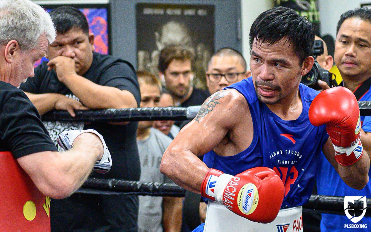 lestersil's tweet photo. Camp Pacquiao in full session.
.
.
#univisiondeportes #lsboxing #boxeo #boxing #pacthurman #mannypacquiao #pacman #lasvegas #mgmgrand #likeforlikes #like4likes #sports https://t.co/ucm0HsSm69