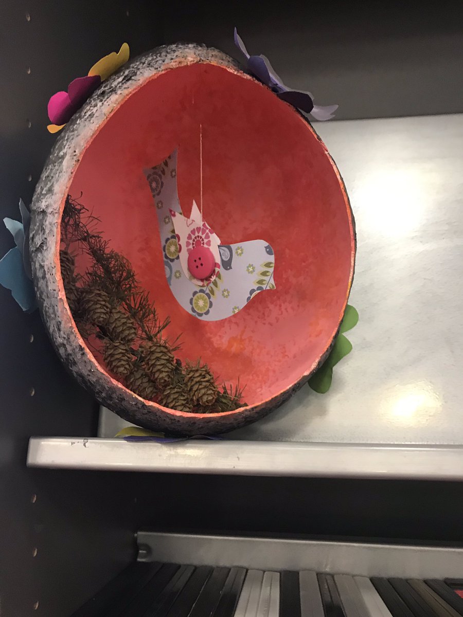 MandiB_'s tweet photo. @STHLibraries #HaydockLibrary is a colourful paradise at the moment with artwork on display by young #artambassadors from #StHelens Soar in and take a look at the beautiful birds inspired by the wonderful book #PansyBoy https://t.co/mo73QKKQbS