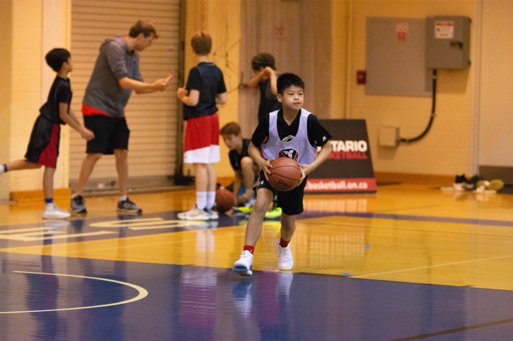 OBABBall's tweet photo. Day 3!!
• Rest Recovery/Prehab Talk
• 4v4 Concepts with Coach Jason Dawkins (OBA Men’s Technical Lead)
#OSDP2019 #OntariosVeryOwn https://t.co/jU70dZB4AX