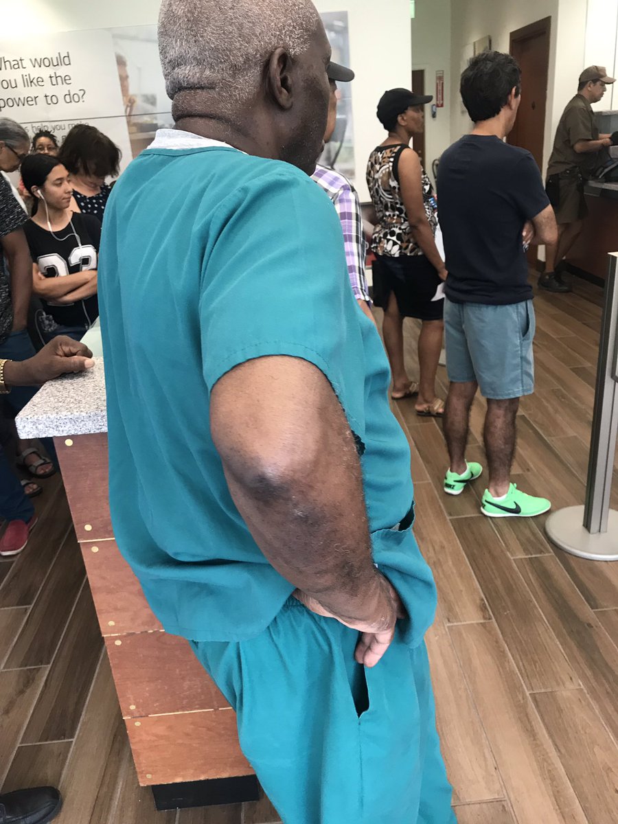 JoshBlacc's tweet photo. I wish my landlord had cashapp because I never look forward to walking into this #BankOfAmerica @BankofAmerica just two tellers “almost” every time. Smh call this office up please corporate https://t.co/rTFazbQzm4