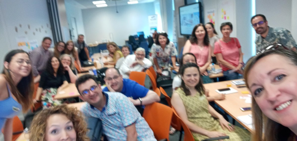 gertrudis's tweet photo. @Tecnofor: momentos de nuestro taller de #agileparaRRHH donde reinó la curiosidad, motivación, aprendizaje y trabajo en equipo a través de dinámicas basadas en #LSP, #Learning3 y #Management3. Muchas gracias a todos los participantes por esos Kudos que nos motivan a seguir 😁😘😘 https://t.co/HJtKlBYVPQ