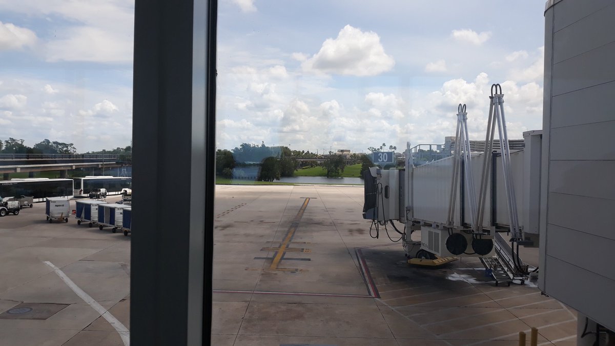 ak_commander's tweet photo. Just landed in orlando https://t.co/etfCjqVG7n