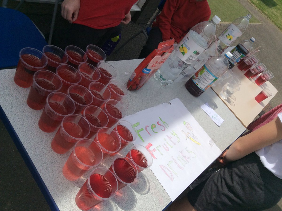 BywellJnrSchool's tweet photo. A successful fiver challenge undertaken by our year 6 children. They raised a tremendous ยฃ705!!! All money will go towards their end of year prom. #entrepreneurlife #countdowntoprom https://t.co/OAgIcRRC5J