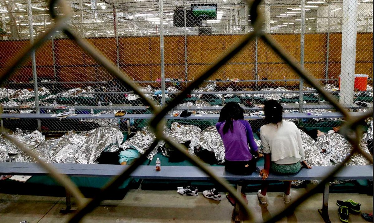 IPS_DC's tweet image. Even as new reports of squalid, overcrowded prisons and CBP abuse come out every day, there's no end in sight.

This system isn't broken, it's working just as Trump wants. Which is why we must get rid of the system. #AbolishCBP

@mlizetocampo / @OTWords
bit.ly/2LDBx3a