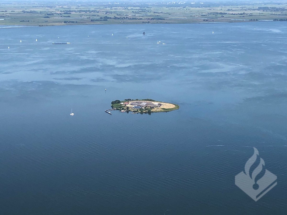 Politiehelikopter tweet media