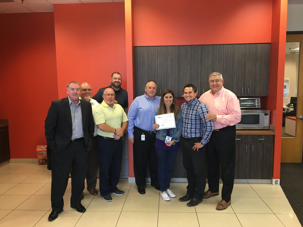 If you are looking to join the Winning Team and you have passion, get to our Carrollton office this Thursday!!! July 11 10-7 #TMXNHD19 ⁦<a href="/TMXCompanies/">TMX Companies</a>⁩ #carroltoncorporate