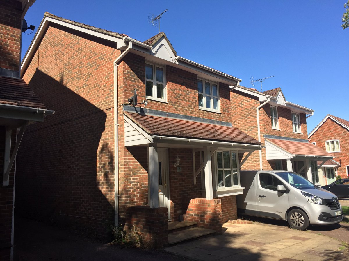 GraftonLimited's tweet photo. #RICS #homebuyers survey completed, not too much wrong with these aged properties only general maintenance and blocked drains #buildingsurveyor #graftonbuildingconsultancy https://t.co/wPyGuKOcJ3