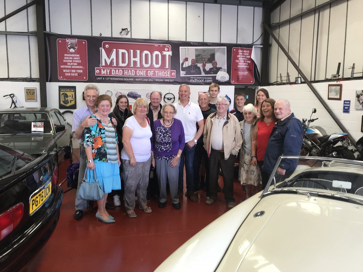 MDHOOT_'s tweet photo. Thank you all who came to see us today, a great morning reliving those motoring memories together! 

@WigToday @WiganWarriorsCF #motoringmemories #goodcause 
Photo captured by Wigan Warriors Foundation 📷 https://t.co/TG3YA2rNFj