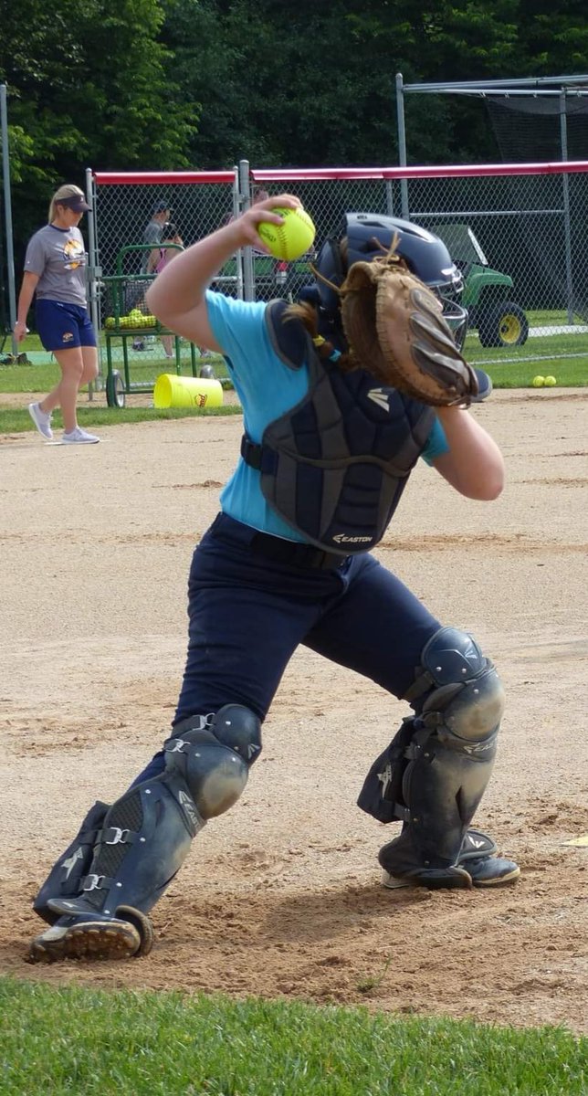 cheetahsmom18's tweet photo. Hey @AussiePeppersMN my catcher enjoyed your camp this past Wednesday! Thx for keeping her working hard and always getting better. Fun times! 💛🐆🥎🌶 #softballislife #cheetahsdad #catcherpower https://t.co/7NW4n9wk13
